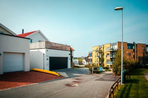 Nice And Bright Apartment Located At Viste Beach