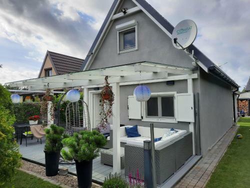 Beautiful Holiday Home With A Fireplace, Jezierzany