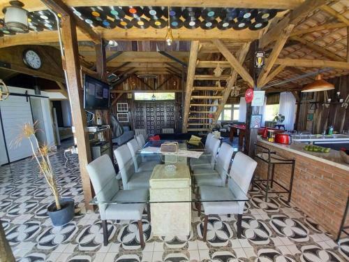 Celeiro Guarapuava Casa R�stica E Moderna
