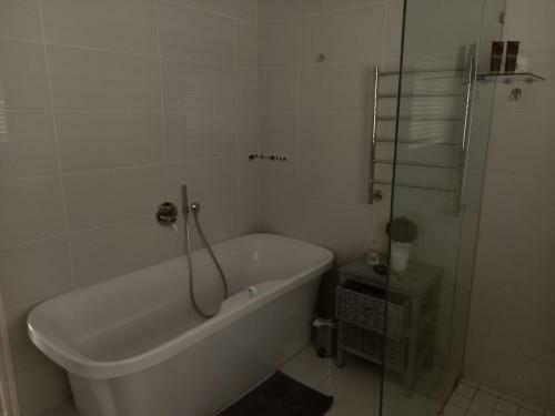 Serene Double Room With Private Bathroom