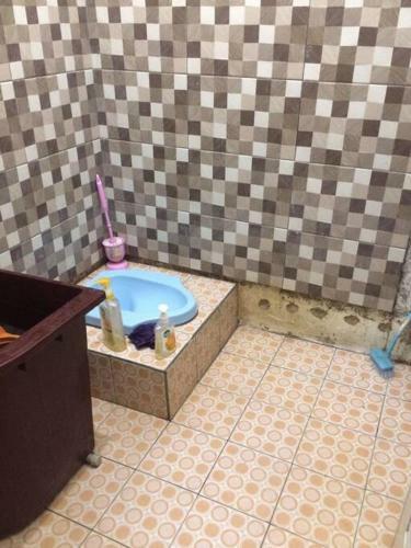 Rumah Cantik Dengan Free Parkir Di Areal Properti