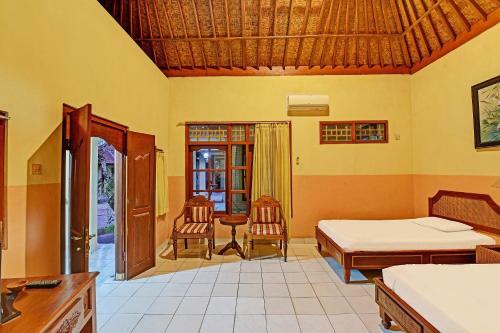 Oyo 91503 Hotel Gedong Ayu