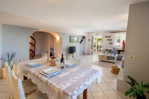 Angelina Villa By Paxos Retreats