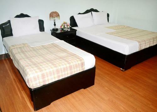 Nhat Le Hotel