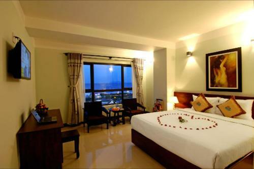 Luna Diamond Hotel