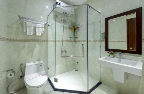 Iris Hotel Da Nang