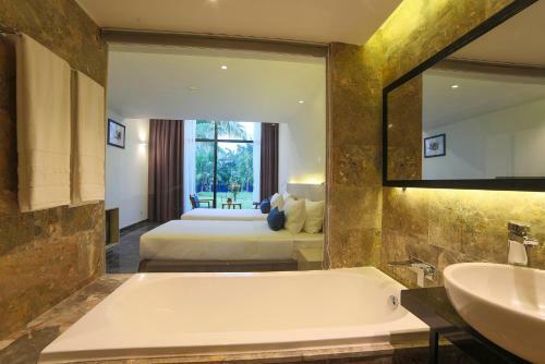 Hotel Temple Da Nang The Resort Experience