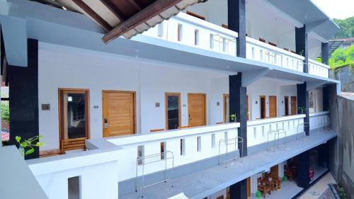 Hotel Bc Inn Senggigi