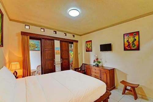 Hotel Collection O 91479 Indah Home Stay