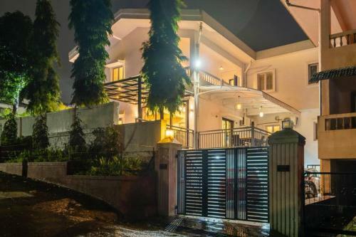 Mount Villa