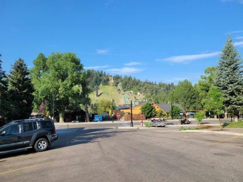 Kitz Condo, Downtown Fun, A/c, Shuffleboard, Xbox