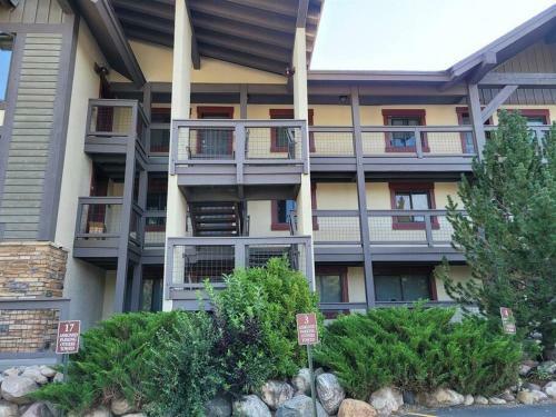 Kitz Condo, Downtown Fun, A/c, Shuffleboard, Xbox