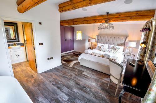 Magnolia Log Cabin
