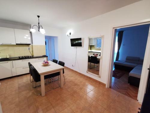 Apartamento Colina Mures Residence