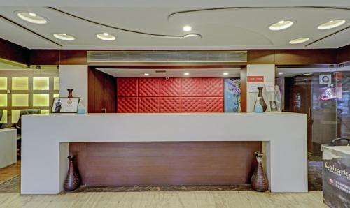 Loharkar Family Hotel (l A Rooms)