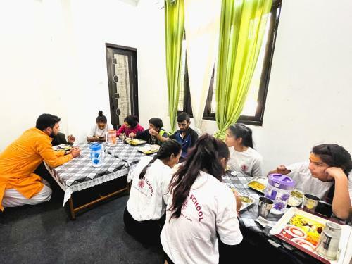Divy Hotel And Yoga School