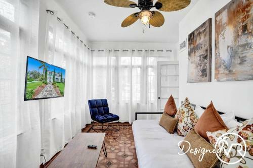 7 Br Villa W Private Heated Pool & Gameroom