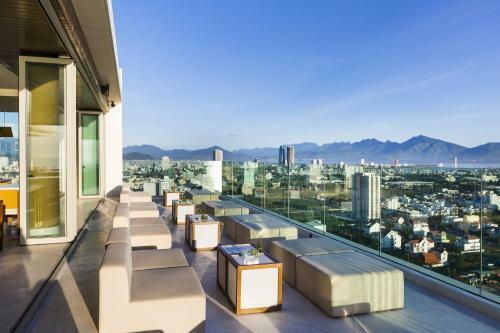 Hotel A La Carte Da Nang Beach