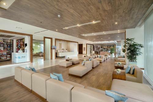Hotel A La Carte Da Nang Beach