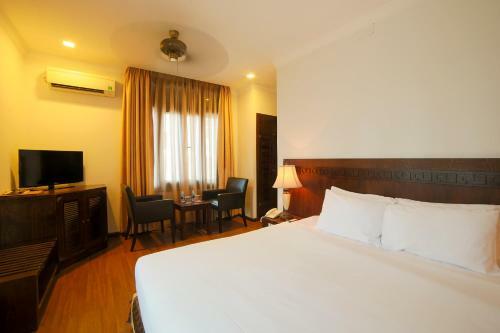 Chu Hotel
