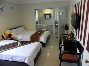 Dmz Hotel