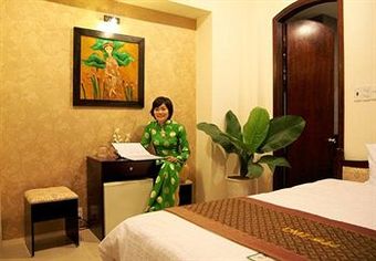 Dmz Hotel