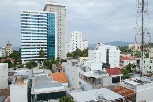 Dong Hai Hotel
