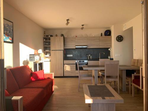 New! Upscale Apartment - Le Ridge 102