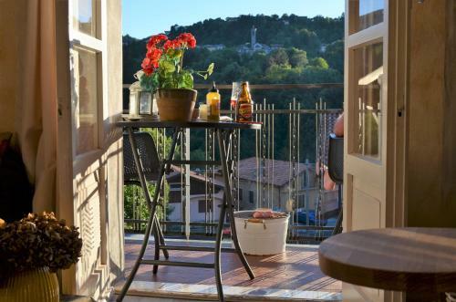Apartment Situated Between Lake Como And Lake Lugano