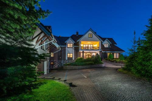 Villa Lakeland Residence