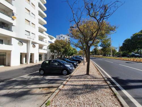 Apartamento T1 Avenida Mar C- Remodelado Com AC