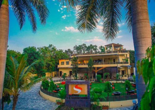 Riad Hotel Saroj Sagar
