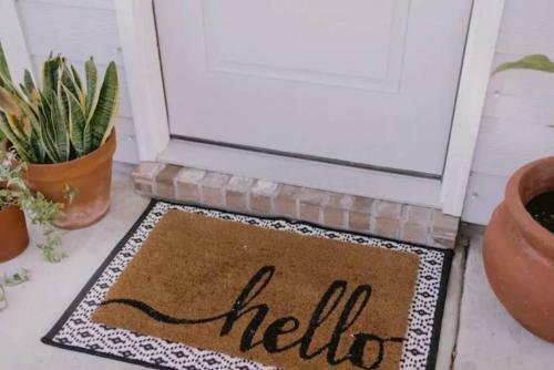 Apartamento Peaceful Pet Friendly Home W/ac, Patio & Parking!!
