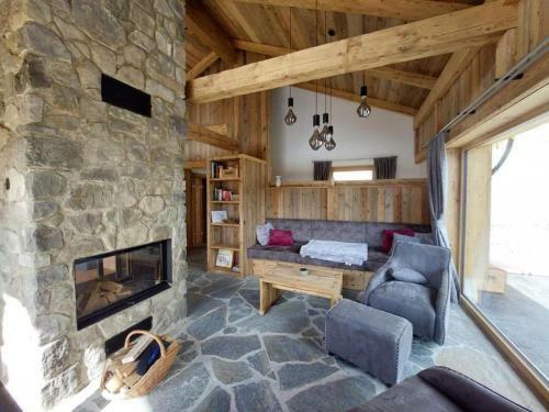 Chalet In Sagritz With Sauna And Hot Tub