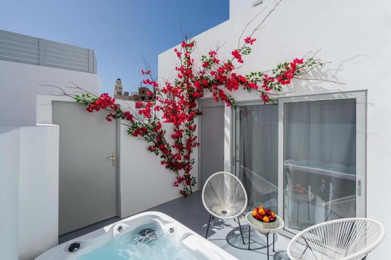 Hotel Cycladic Suites