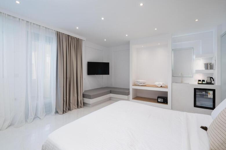 Hotel Cycladic Suites