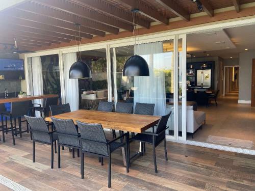 Casa P� Na Areia Espetacular Em Juquehy
