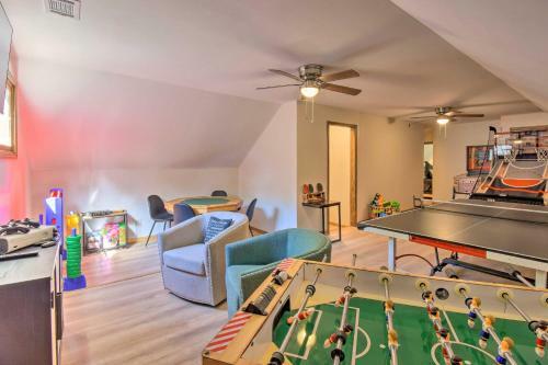 Riverfront Ellijay Home With Game Room And Grill!