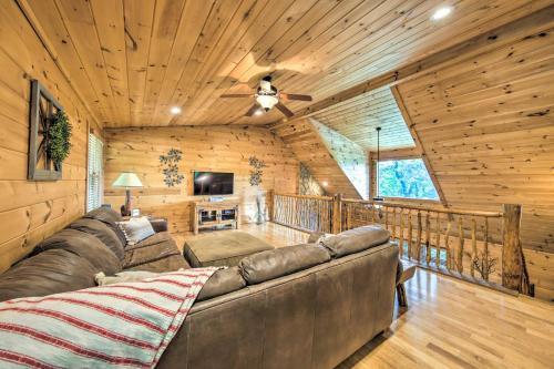 Mineral Bluff Cabin With Hot Tub And Game Room!