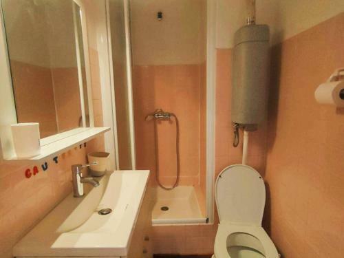 Apartamento Studio Cauterets, 1 Pi�ce, 2 Personnes - Fr-1-234-281