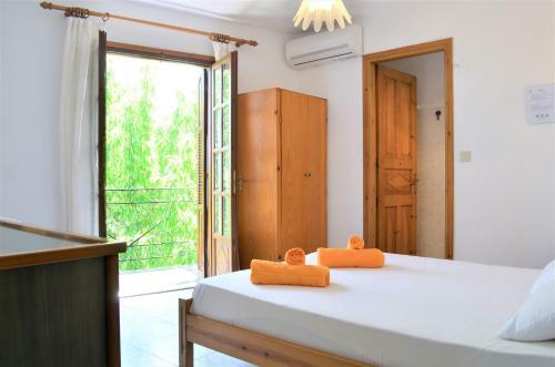 Hostal Antonis Tasios Room