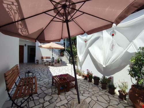 Hostal Antonis Tasios Room