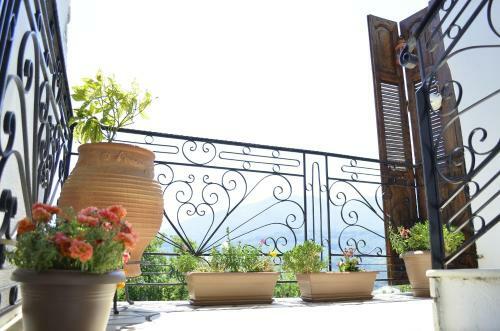 Hostal Antonis Tasios Room