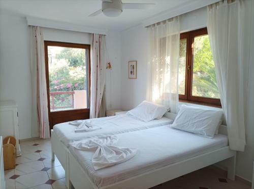 Villa With Gardens And Stunning Views
