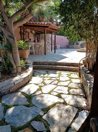 Villa With Gardens And Stunning Views