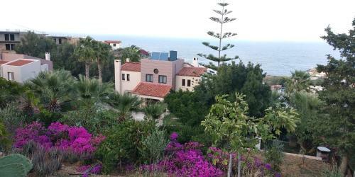 Villa With Gardens And Stunning Views