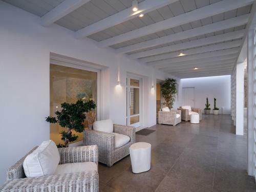 White Serenity Villa