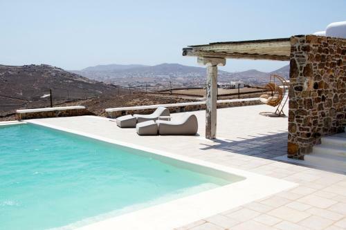 Mykonian Icon Villa