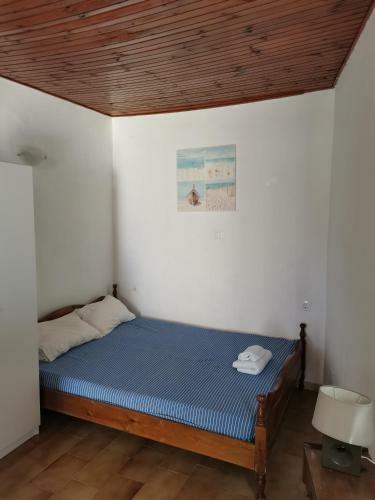 Small Apartment (studio) In Town With Sea View
