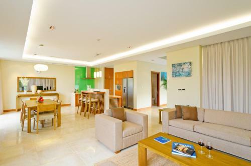 The Ocean Villas